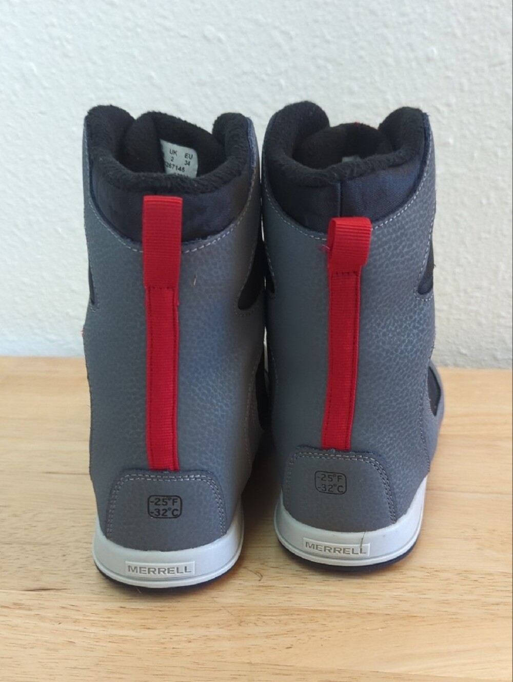 Merrell Snow Boots - Picture 3 of 5